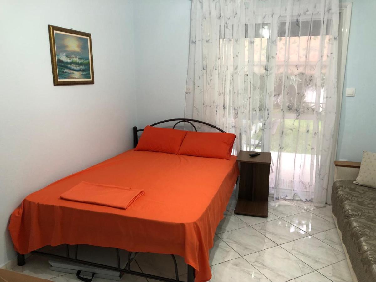Thea Sea Apartment เนอามูดาเนีย ภายนอก รูปภาพ
